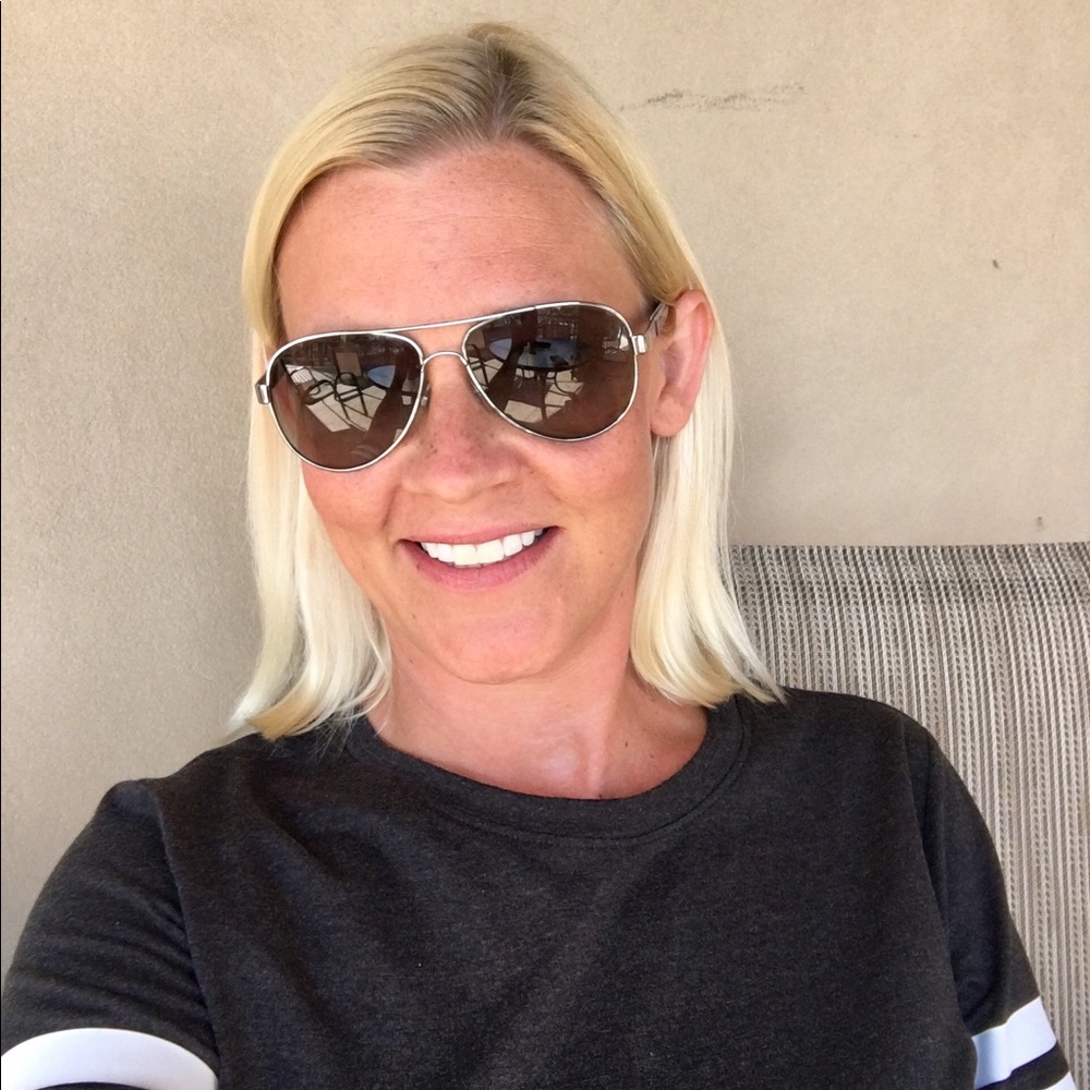 Meet your Posher, Christi